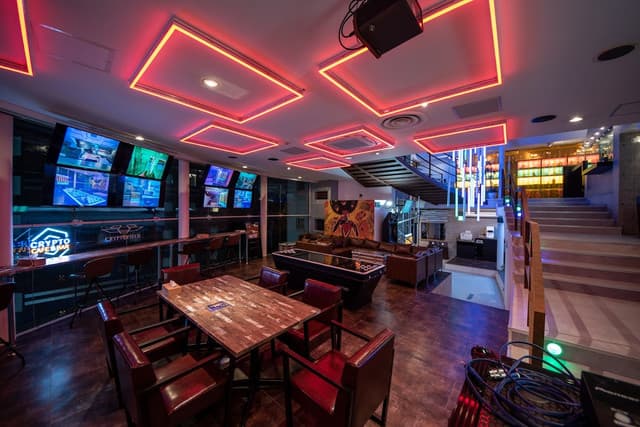 Crypto Lounge GOX | 東新宿
