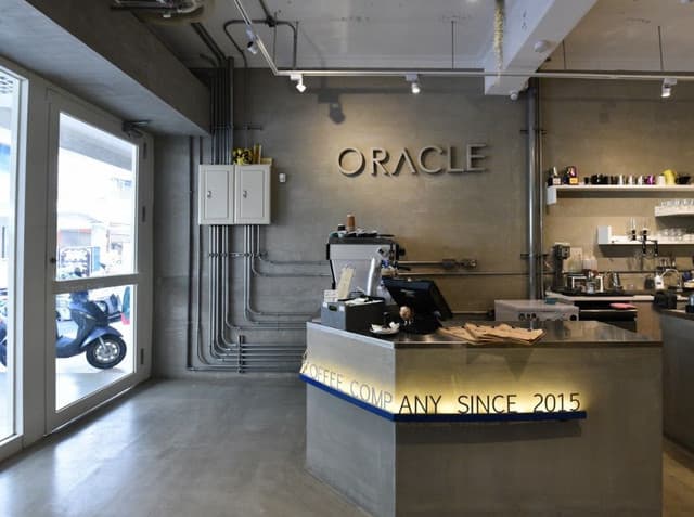神諭咖啡 駁二店 Oracle Coffee