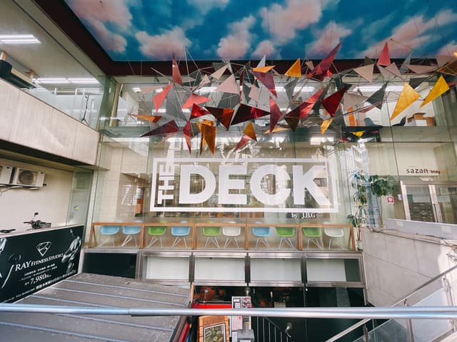 The DECK | 本町